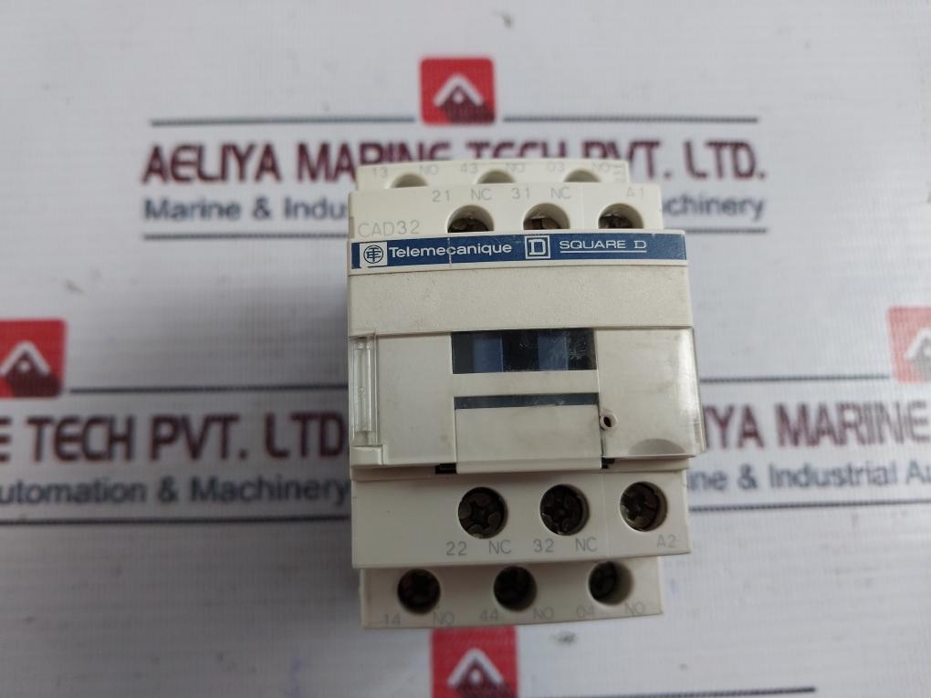 Telemecanique/ Schneider Electric Cad32 Control Relay 10A 690V