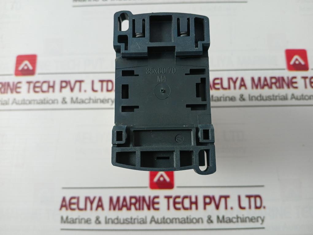 Telemecanique/Schneider Electric La1 Dn40 Auxiliary Contact Block 50A A013256