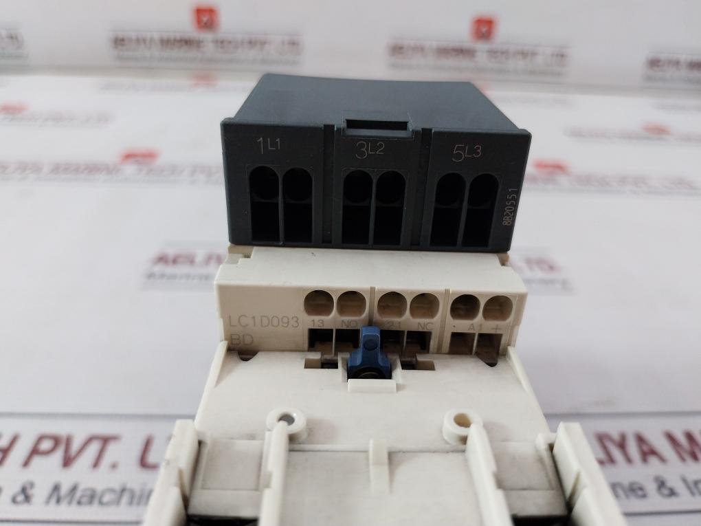 Telemecanique/Schneider Electric Ladr0 Repos/Off Delay Timer Block 24Vdc 10A