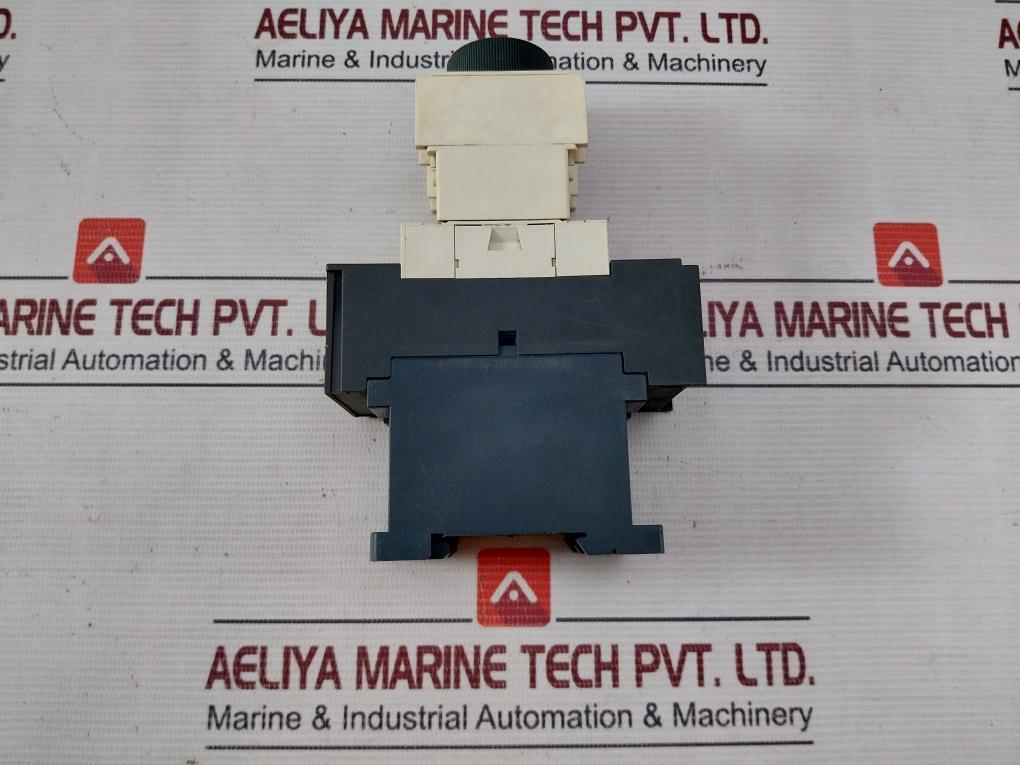 Telemecanique/Schneider Electric Ladr0 Time Delay Auxiliary Contact Block 24Vdc