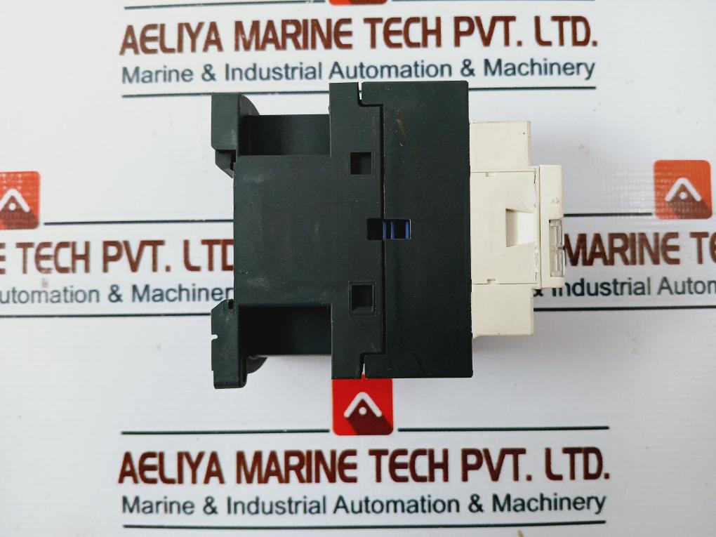 Telemecanique/Schneider Electric Lc1D09 Contactor 25A 690V 110V