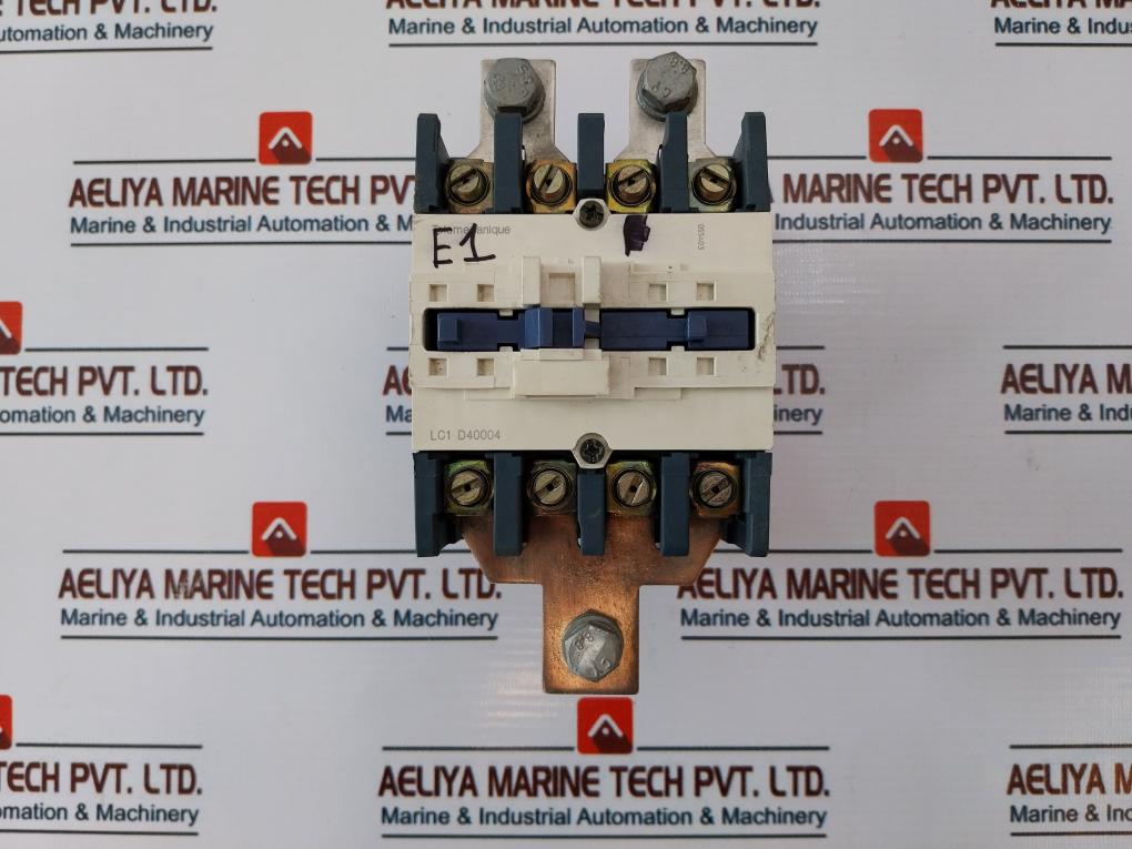 Telemecanique/ Schneider Electric LC1 D40004 Contactor with LX1 D6 F7 Coil