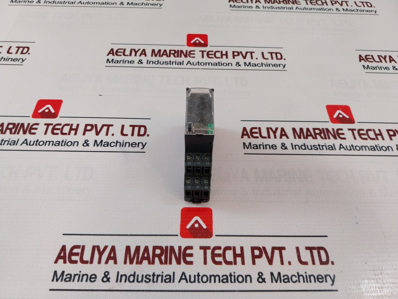 Telemecanique/Schneider Electric Rm22La32Mr Level Switch Relay 24-240Vac