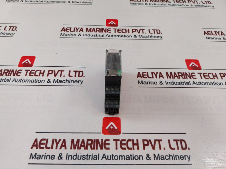 Telemecanique/Schneider Electric Rm22La32Mr Level Switch Relay 24-240Vac