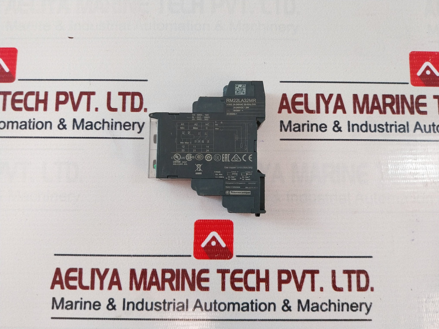 Telemecanique/Schneider Electric Rm22La32Mr Level Switch Relay 24-240Vac