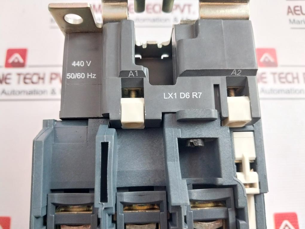 Telemecanique Square D LC1D95R7 Contactor 440V 50/60Hz