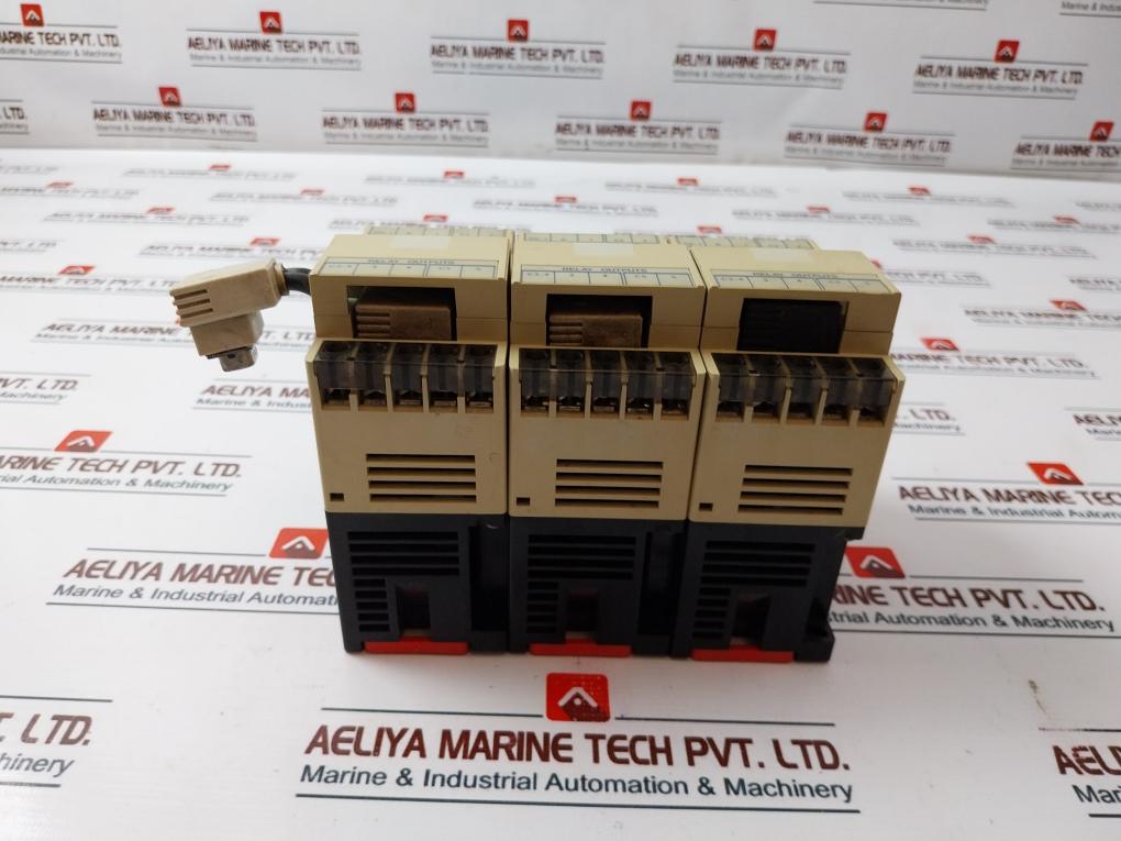 Telemecanique TSX DSF 635 6 Relay Output Module