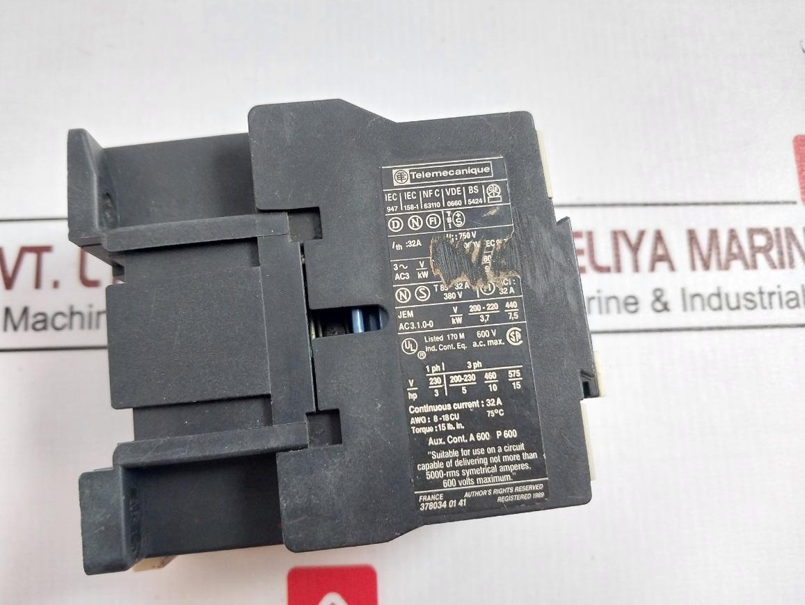 Telemecanique U5 Contactor 32A 750V 600V A.C Vde 0660