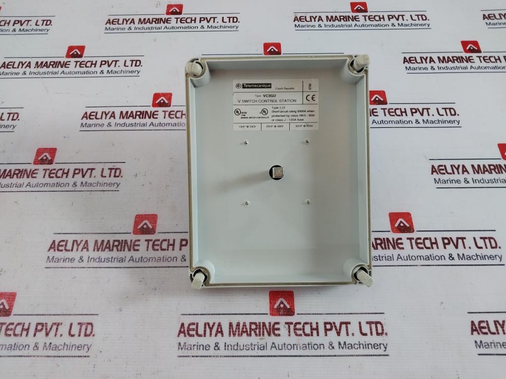 Telemecanique Vc3Gu Enclosed Disconnect Switch Class Rk5-60A