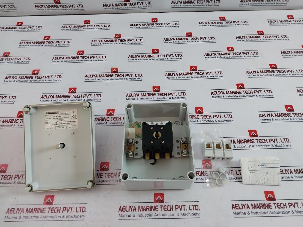 Telemecanique Vc3Gu Enclosed Disconnect Switch Class Rk5-60A