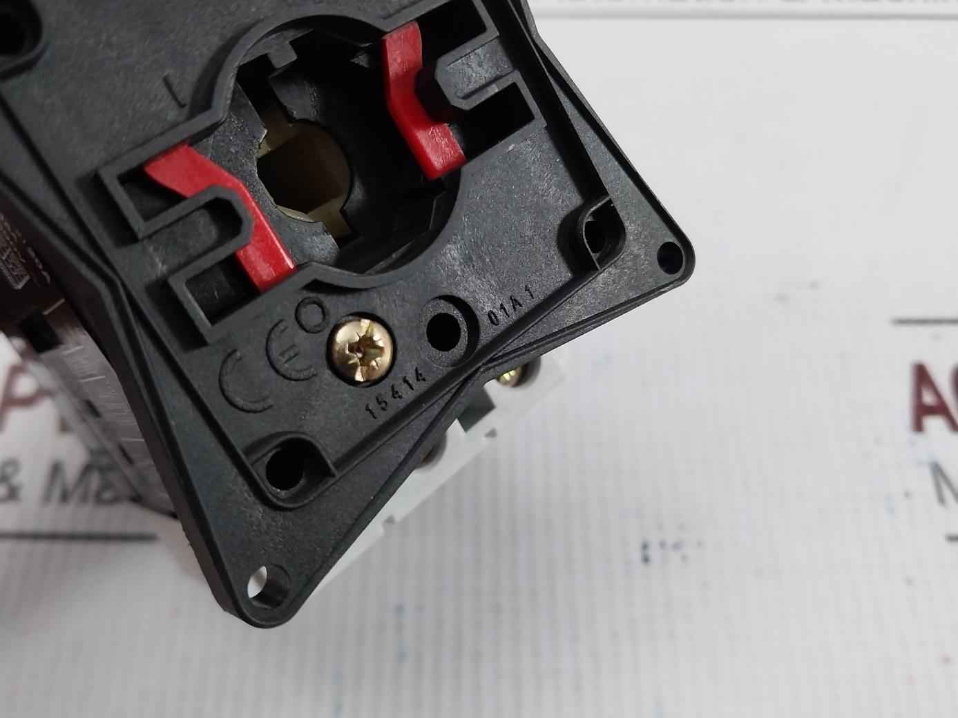 Telemecanique Vcf01ge Emergency Stop Enclosure 15412 01 A Square D