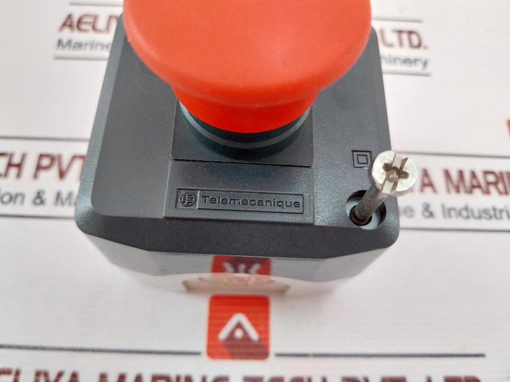 Telemecanique Xald164 Control Station Pushbutton Emergency Stop Mushroom Red