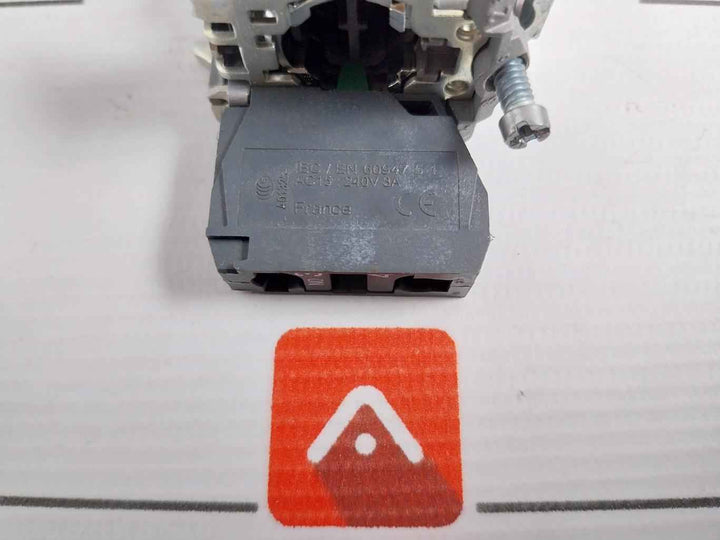 Telemecanique Xb4 Ba3351 Push Button Switch