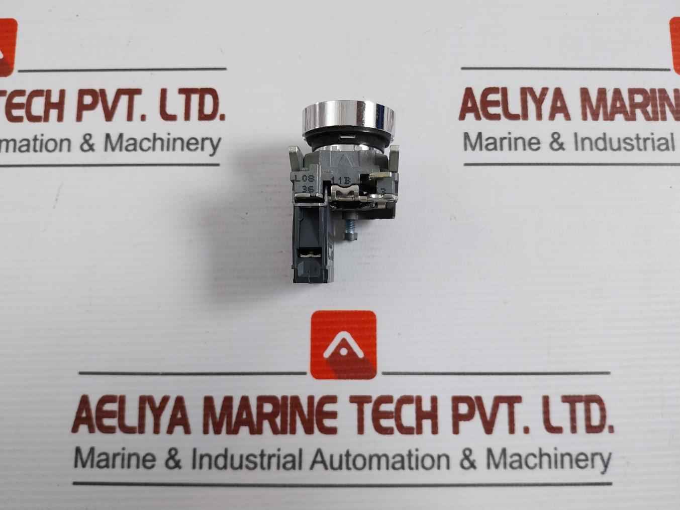 Telemecanique Xb4 Ba3351 Push Button Switch