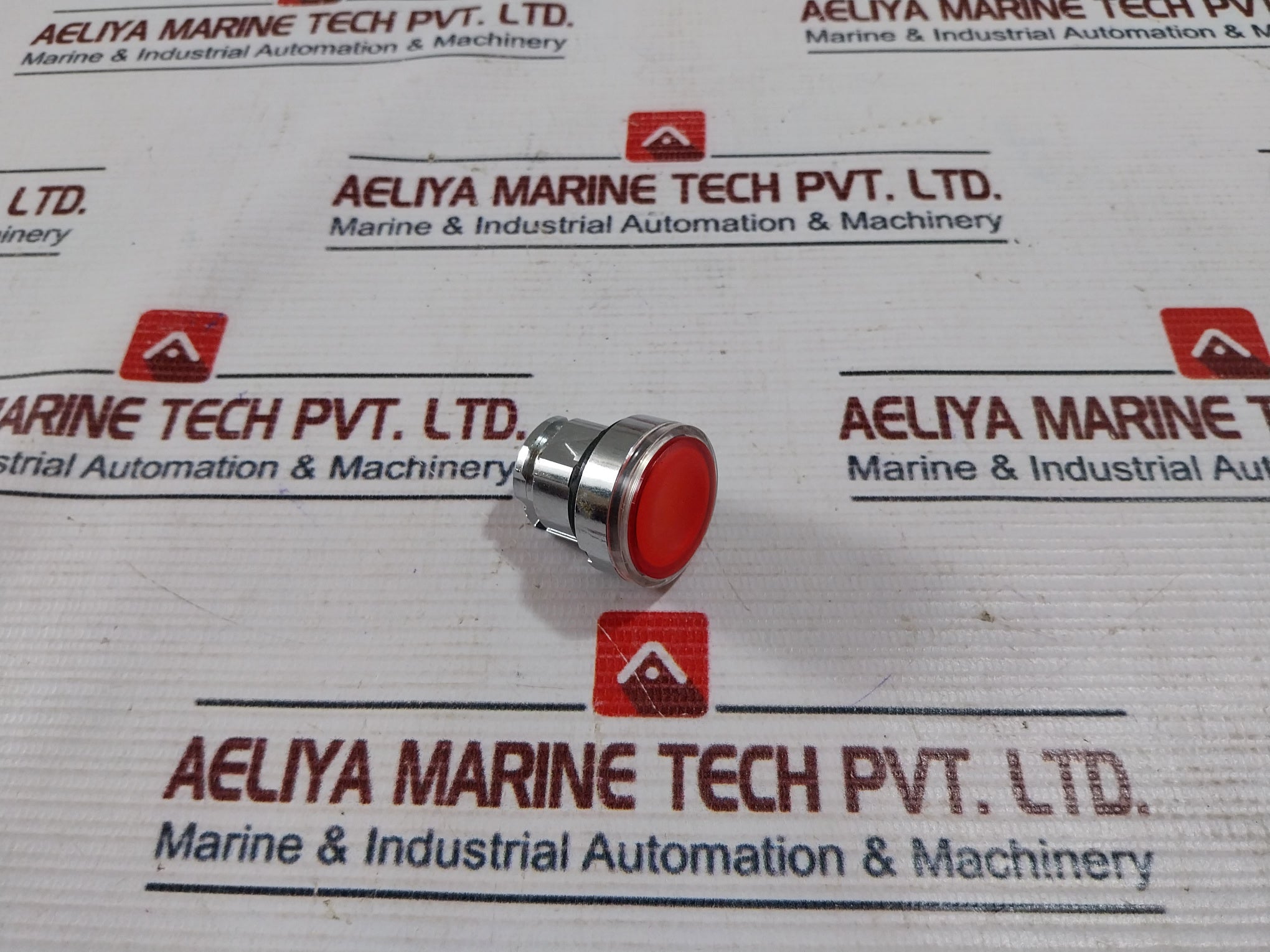 Telemecanique Xb4 Bw34B5 Red Illuminated Push Button Switch 208852