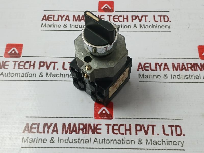 Telemecanique Xbc-d Selector Switch Iec 337 Awg 12-18 Cu A600 Q600