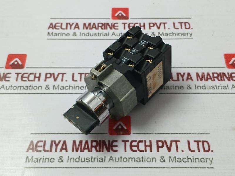 Telemecanique Xbc-d Selector Switch Iec 337 Awg 12-18 Cu A600 Q600