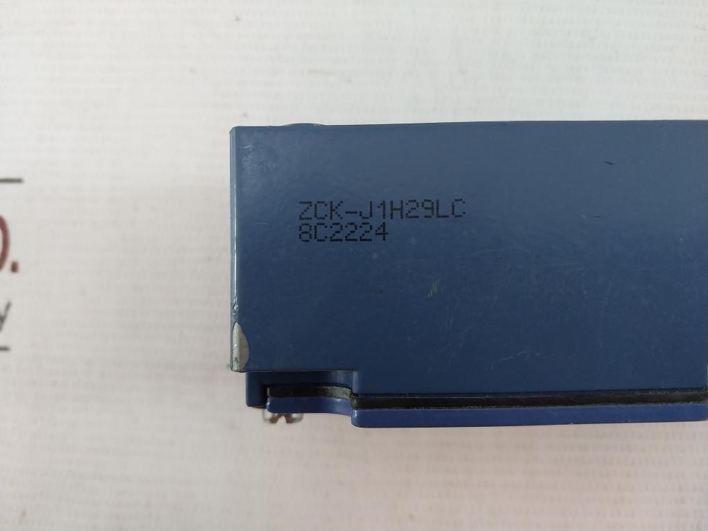 Telemecanique Xck-j.Lc Limit Switch Iec 60947-5-1 500V Ac15 240V 3A Zck-j1H29Lc