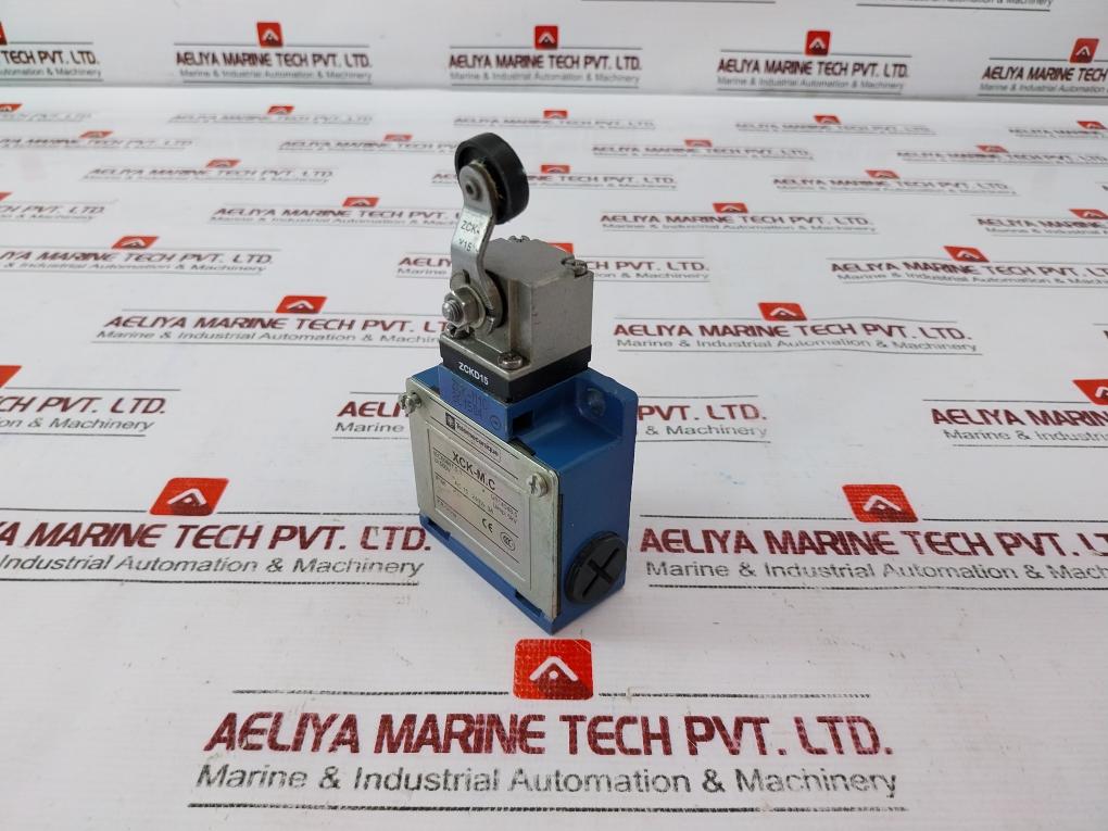 Telemecanique Xck-m.C Limit Switch With Head Zckd15 500V 6Kv Ip66