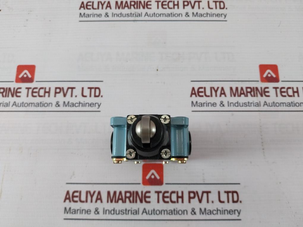 Telemecanique Xck-m Limit Switch Ip66 10(4)A. 380V, Zck-m1, Zck-d02