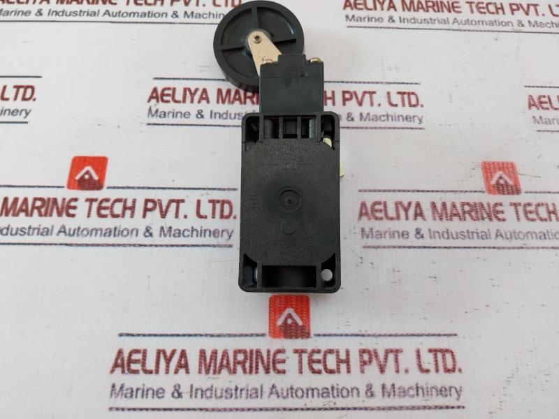 Telemecanique Xck-s Limit Switch 500v 6kv A300-q300