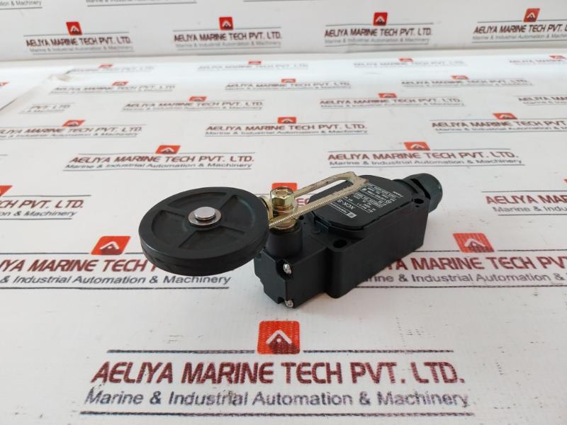 Telemecanique Xck-s Limit Switch Ip66 240v 3a A300 Q300 Iec 947.5.1