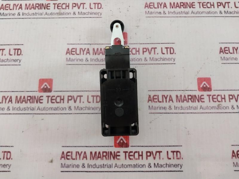 Telemecanique Xcks149H29 Limit Switch 240V 3A 10(4)A 380V Cenelec En60947-1