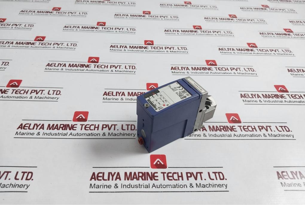 Telemecanique Xmla070D2S14 Pressure Switch 5-70 Bar 240V