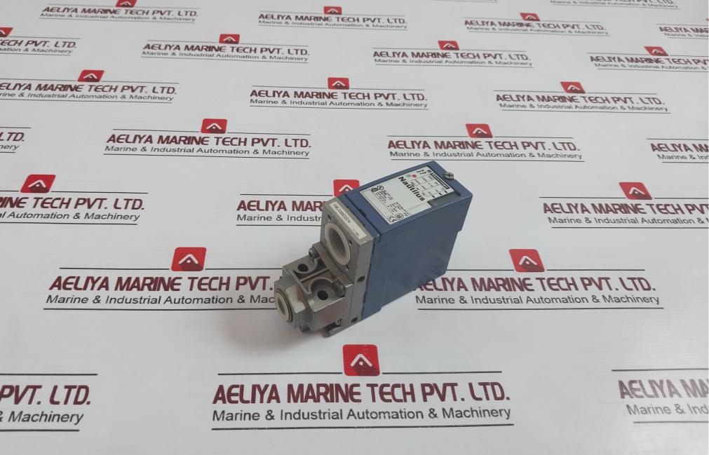 Telemecanique Xmla300D2S14 Pressure Switch 1L1345 2000-30000 Kpa