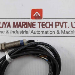 Telemecanique Xs1 M12kp340 Inductive Proximity Sensors 2 Meter 12-24v 200ma