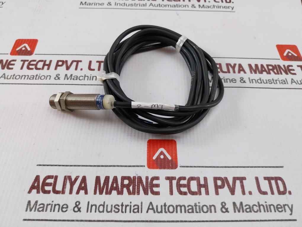 Telemecanique Xs1 M12kp340 Inductive Proximity Sensors 2 Meter 12-24v 200ma