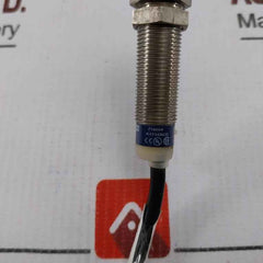 Telemecanique Xs1 M12kp340 Inductive Proximity Sensors 2 Meter 12-24v 200ma