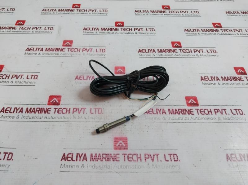 Telemecanique Xs2M08Pc410L1 Inductive Proximity Sensor 12-24V Dc 200Ma 2,5Mm