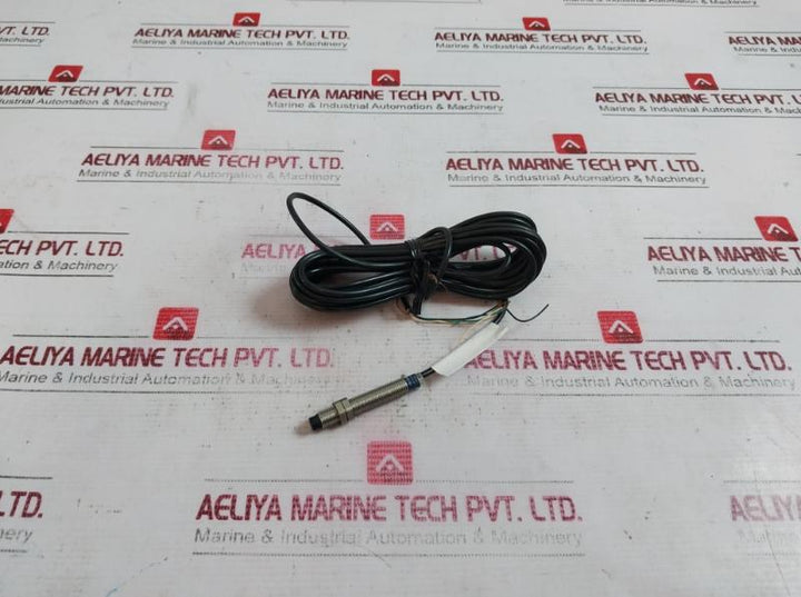 Telemecanique Xs2M08Pc410L1 Inductive Proximity Sensor 12-24V Dc 200Ma 2,5Mm
