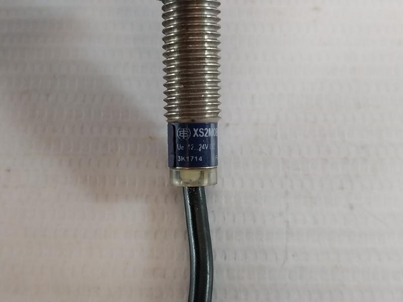 Telemecanique Xs2M08Pc410L1 Inductive Proximity Sensor 12-24Vdc 200Ma