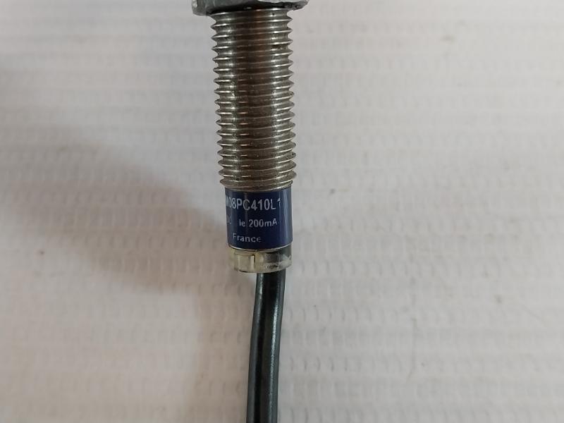 Telemecanique Xs2M08Pc410L1 Inductive Proximity Sensor 12-24Vdc 200Ma