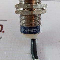 Telemecanique Xs2M18Ab120Sb3 Inductive Sensor 1.5 Meter 107W5886G041