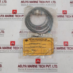 Telemecanique Xs2M18Ab120Sb3 Inductive Sensor 1.5 Meter 107W5886G041