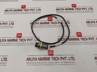 Telemecanique Xs2M18Ab120Sb3 Inductive Sensor 0.5 Meter 107W5886G011