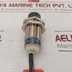 Telemecanique Xs2M18Ab120Sb3 Inductive Sensor 0.5 Meter 107W5886G011