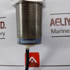 Telemecanique Xs530B1Mal2 Inductive Proximity Sensor