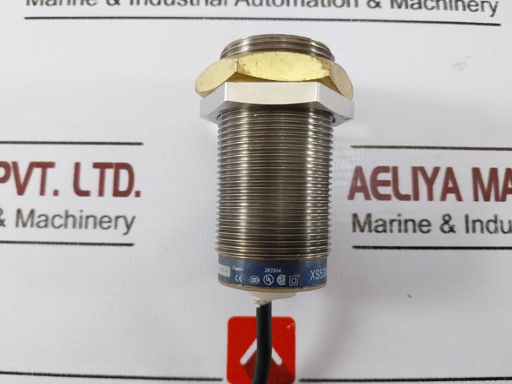 Telemecanique Xs530B1Mal2 Inductive Proximity Sensor