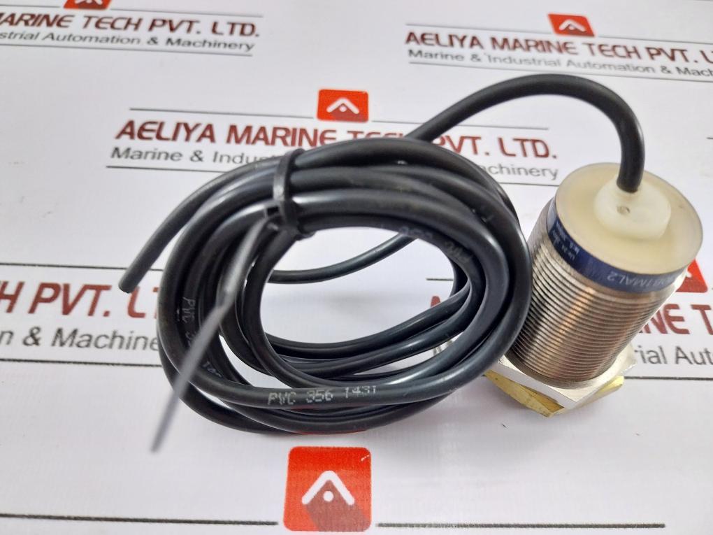 Telemecanique Xs530B1Mal2 Inductive Proximity Sensor