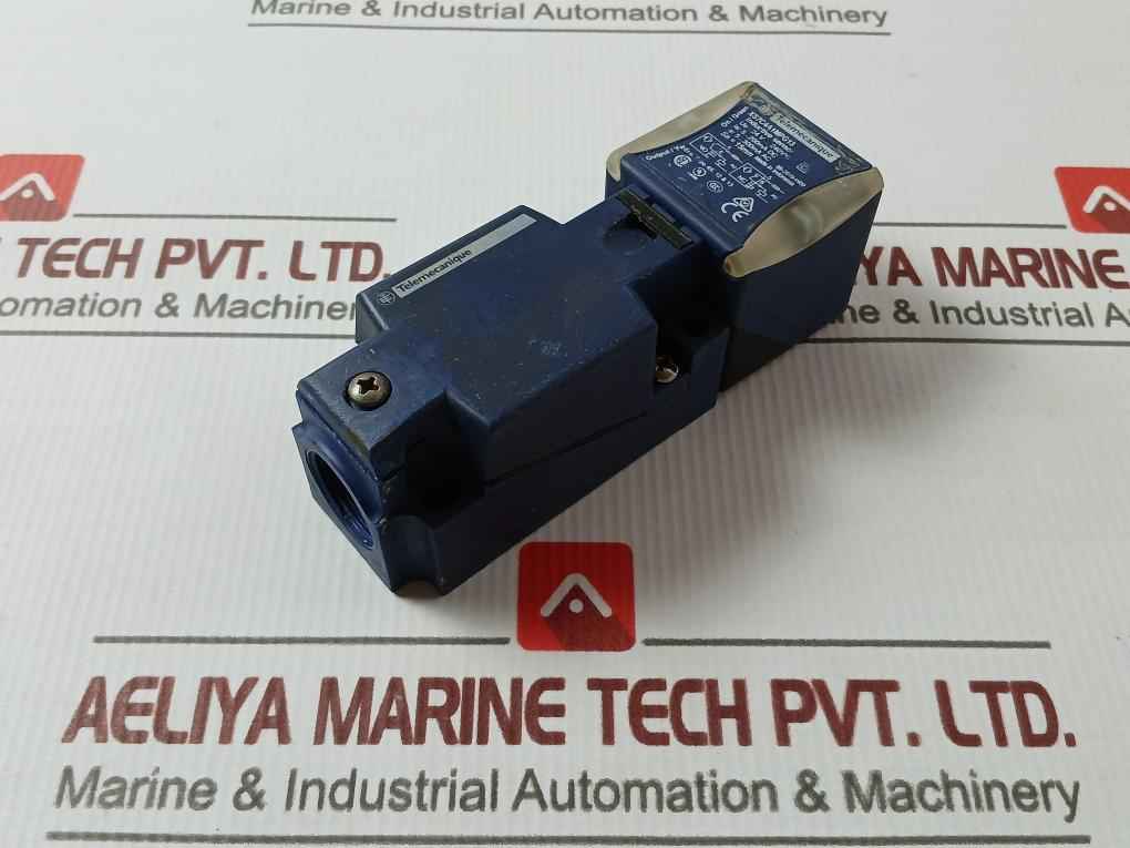 Telemecanique Xs7C4A1Mpg13 Inductive Proximity Sensor 24 V-240 V Ac/Dc 5-200Ma D