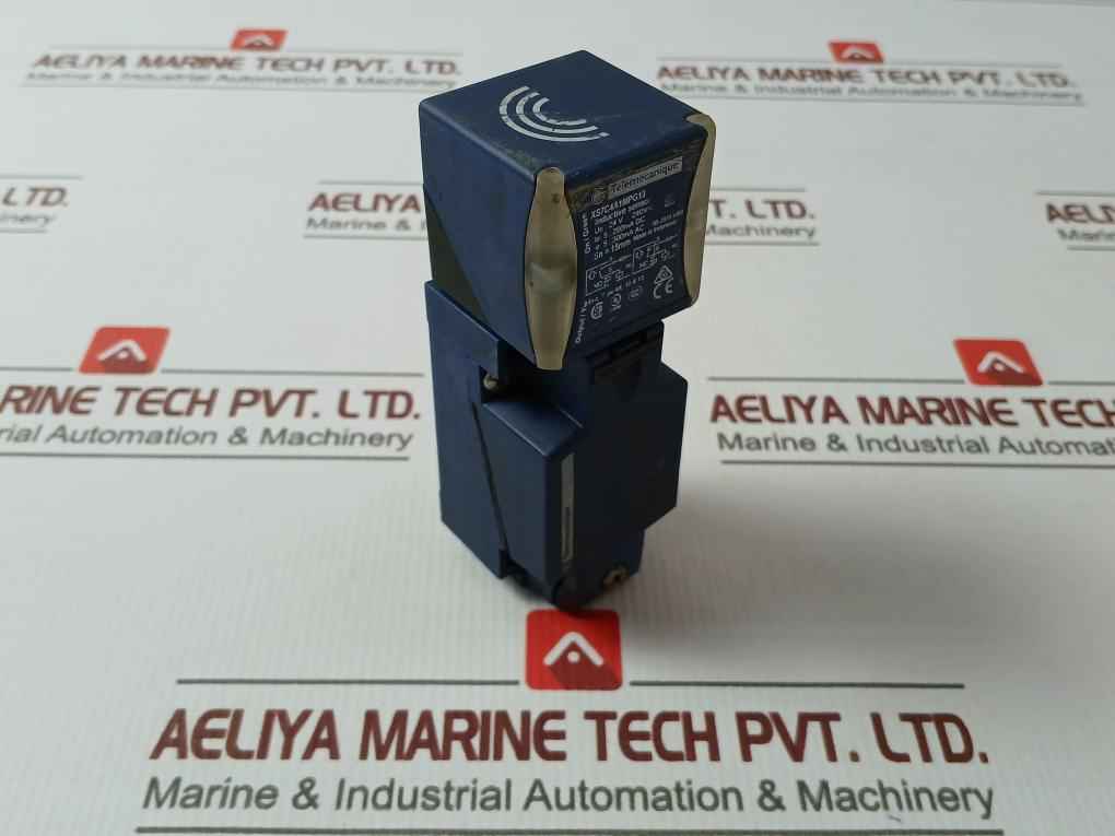 Telemecanique Xs7C4A1Mpg13 Inductive Proximity Sensor 24 V-240 V Ac/Dc 5-200Ma D