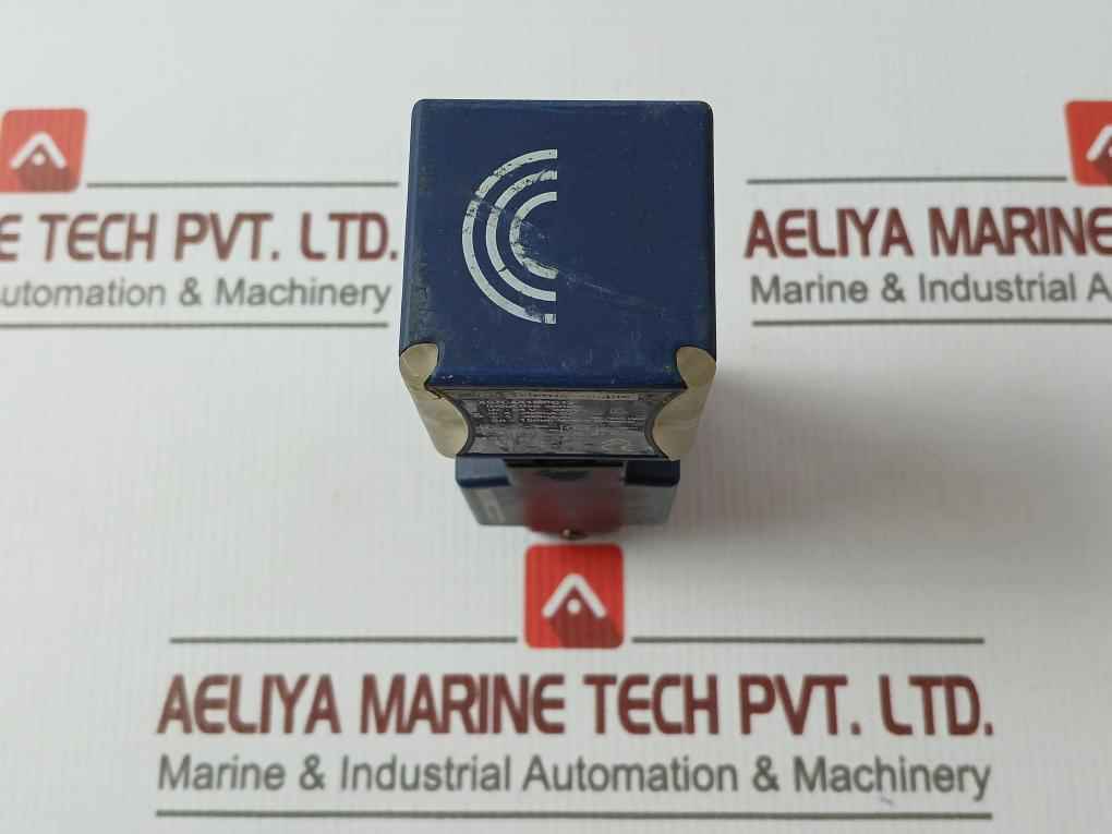 Telemecanique Xs7C4A1Mpg13 Inductive Proximity Sensor 24 V-240 V Ac/Dc 5-200Ma D