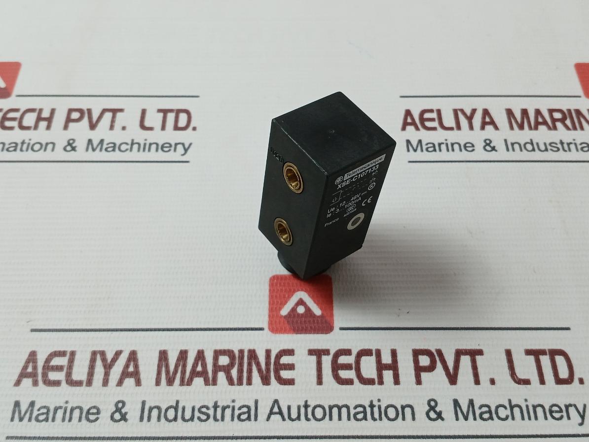 Telemecanique Xse-c107133 Inductive Proximity Sensor 12–48V Dc 3–100 Ma