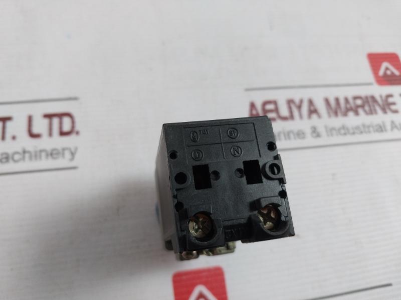 Telemecanique Z..-bv4 Pilot Light Body Ba9S 220V 50Hz 6V 1,2W