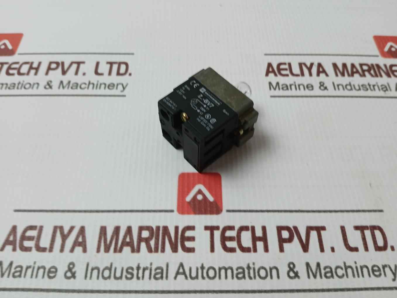 Telemecanique Z..-bv7 Body For Pilot Light 2,6W Max 230V