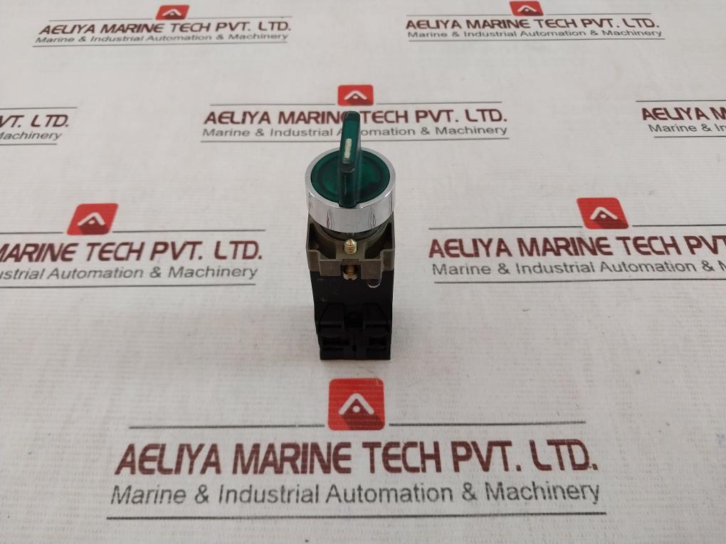 Telemecanique ZB2-BE101 Selector Switch With Light 400V